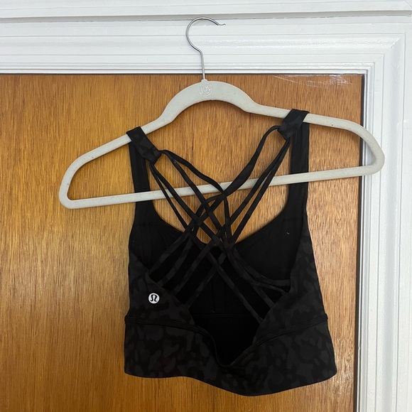 lululemon athletica Other - Matching cheetah lululemon sports bra